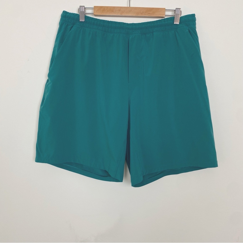 Lululemon 🍋 pace breaker short Lined size XXL